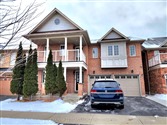 84 Greenhalf Dr, Ajax