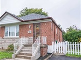 6 Iondale Pl Main Fl, Toronto