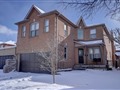 49 Rolling Acres Dr, Whitby