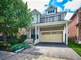 4 Bayern Dr, Whitby