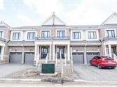 60 Velvet Dr, Whitby