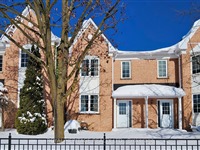 10 Bassett Blvd 71, Whitby