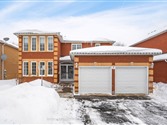 7 Holmes Cres, Ajax