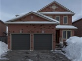 35 Valleywood Dr, Whitby