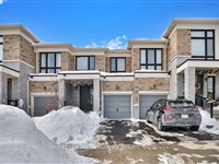 2504 Hibiscus Dr, Pickering