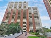 1 Massey Sq PH19, Toronto