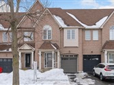 125 Stokely Cres, Whitby