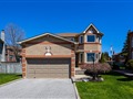 249 Mossbrook Sq, Pickering