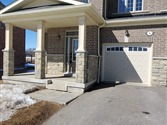 8 Hurst Dr, Ajax