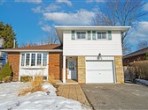 213 Bowman Ave, Whitby