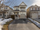 112 Rich Cres, Whitby