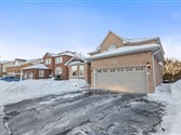 122 Robert Adams Dr, Clarington