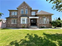 51 Longueuil Pl, Whitby