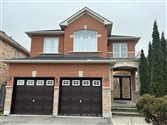 54 Ball Cres, Whitby