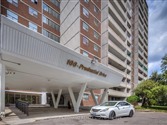 100 Prudential Dr 907, Toronto