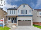 22 Teardrop Cres, Whitby