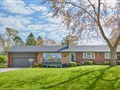 345 Fairview Dr, Whitby