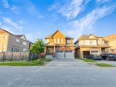 2425 Dress Circle Cres, Oshawa