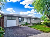 15 Woodgarden Cres, Toronto