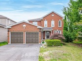 92 Bedell Cres, Whitby
