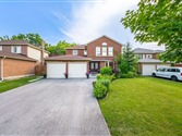 18 Chatsworth Cres, Whitby