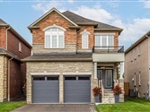 27 St Augustine Dr, Whitby