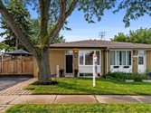 357 Dovedale Dr, Whitby
