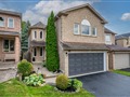 41 Knotty Pine Dr, Whitby