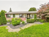 54 Montgomery Ave, Whitby