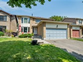 10 Mowat Crt, Whitby