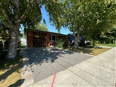 404 Trent St Lower, Whitby