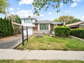 54 Carslake Cres, Toronto