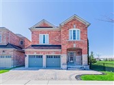 26 Hinsley Cres, Ajax