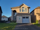 11 Shapland Cres, Ajax