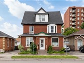 156 Centre St, Oshawa