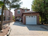 81 Chatfield Dr, Ajax