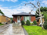 138 Budea Cres Bsmt, Toronto