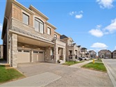 1408 Mockingbird Sq, Pickering