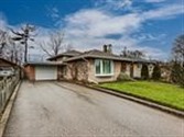 8 Oakridge Dr, Toronto