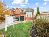 65 Zachary Pl, Whitby