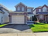 51 Monk Cres, Ajax