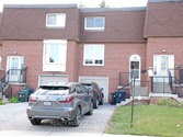 56 Crockamhill Dr, Toronto