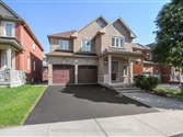 1061 Warby Tr, Newmarket