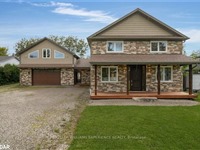 938 Corner Ave, Innisfil