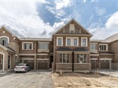 33 Ness Dr, Richmond Hill