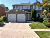 556 Village Pkwy, Markham