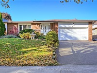 41 Pringle Ave, Markham