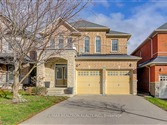 34 Magdalan Cres, Richmond Hill