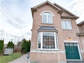 8 Townwood Dr 8, Richmond Hill