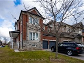 1136 Cenotaph Blvd, Newmarket